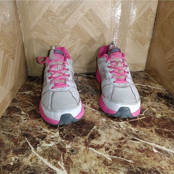 Nike women's air relentless 3 running shoes sneaker size 10. 488 - Picture 7 of 8